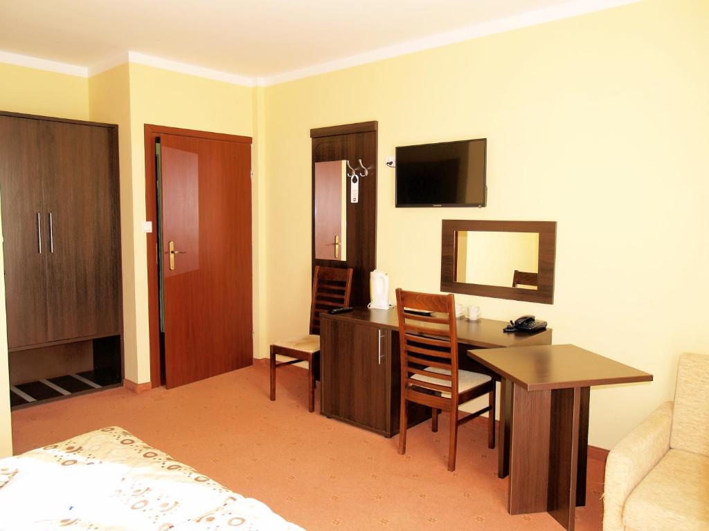 Riviera -Adults Only Villa Rewal Room photo